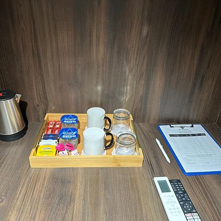 Hotel Europa Prishtina Приштина Экстерьер фото