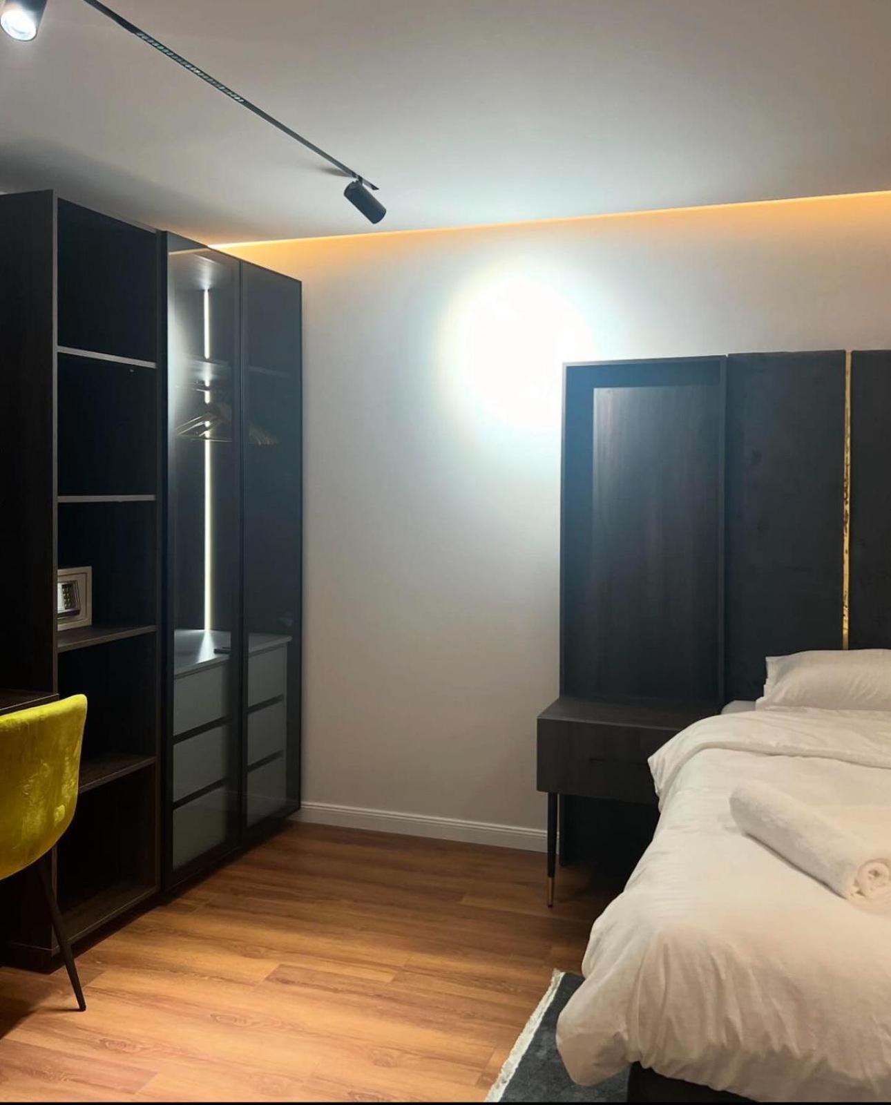 Hotel Europa Prishtina Приштина Экстерьер фото