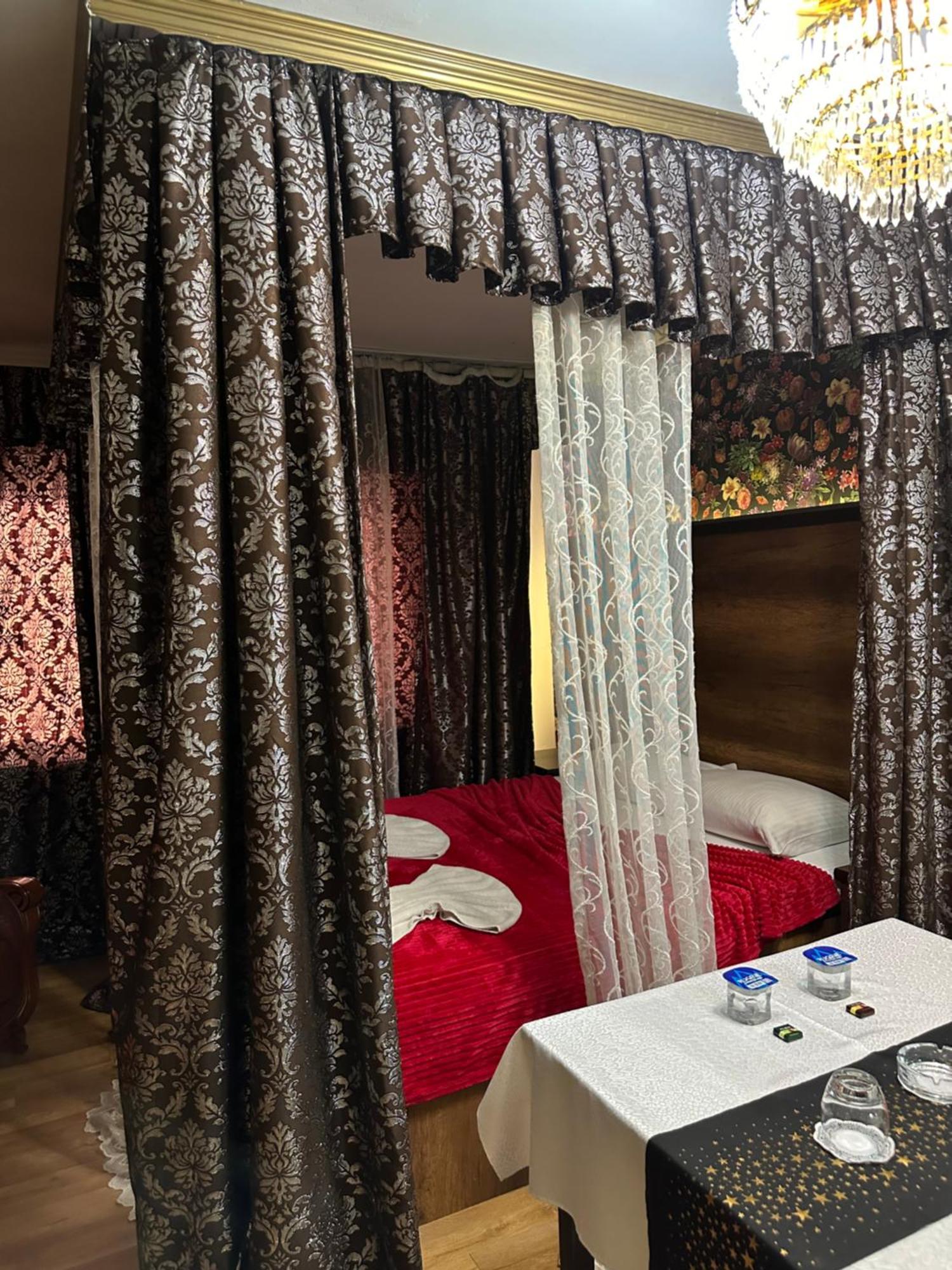 Hotel Europa Prishtina Приштина Экстерьер фото